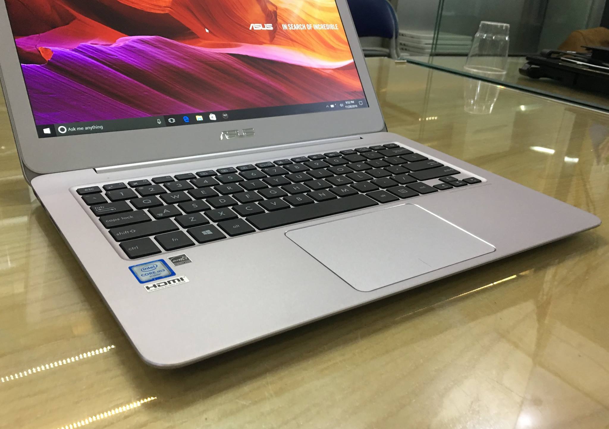 Laptop Asus UX305CA-FC036T Gold-6.jpg
